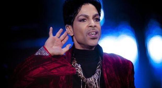 Prince, medico: «Decesso causato forse da overdose accidentale»