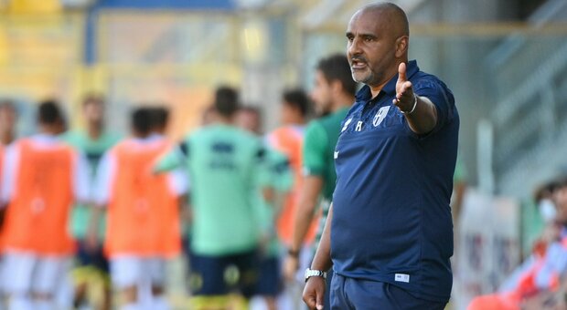 Parma-Napoli, Liverani avverte: «Vogliamo far soffrire gli azzurri»