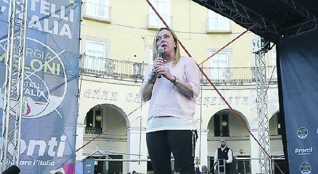 Elezioni. Meloni a Napoli, rischio scontri al comizio di Bagnoli: «Allerta antagonisti»