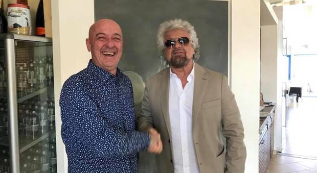 Fano, sorpresa al Primasecca a pranzo arriva Beppe Grillo