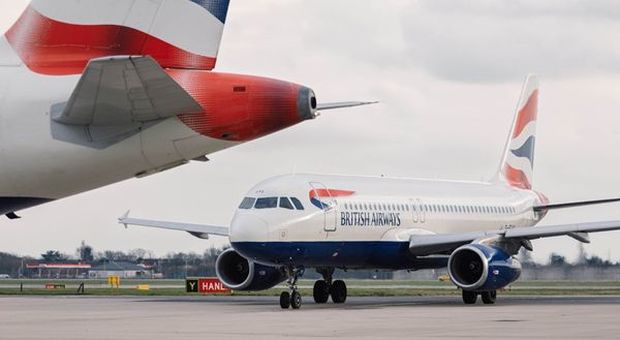 Primo sciopero dei piloti della British Airways, 850 voli cancellati