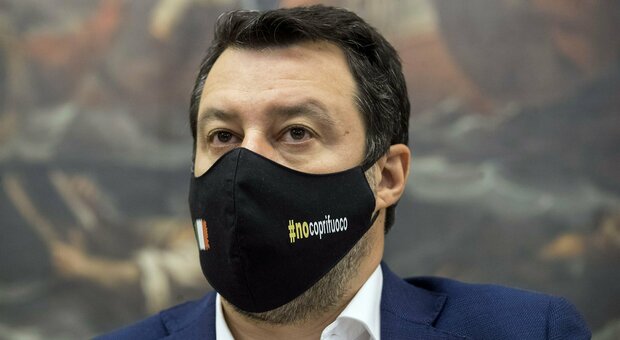 Salvini: «I ministri della Lega nel prossimo Cdm chiederanno di riaprire tutto»