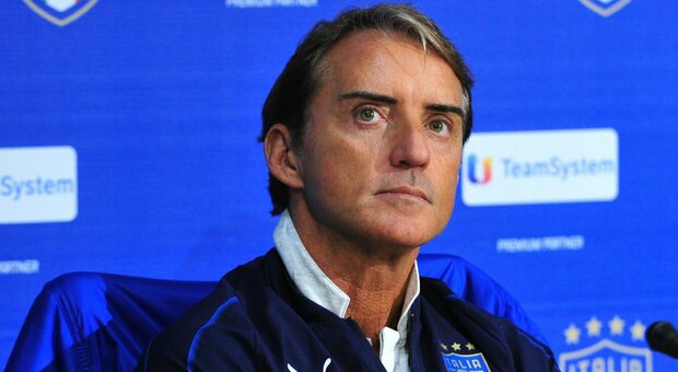 Italia, Mancini: «Speriamo di riaprire presto gli stadi»