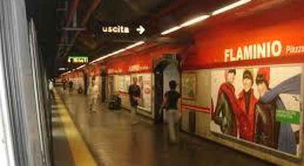 Roma, metro Flaminio evacuata e chiusa per principio d'incendio