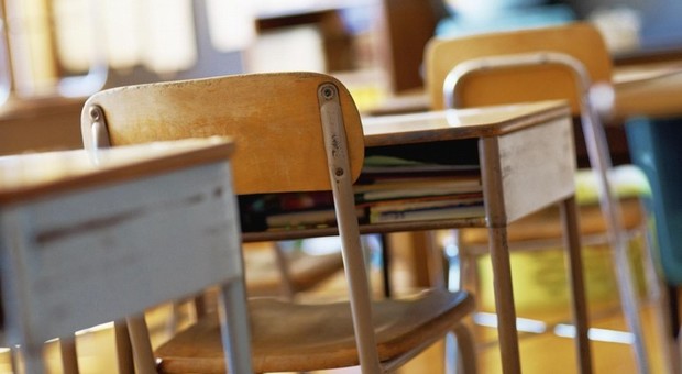 Malati di scuola, sempre più prof abbandonano le aule
