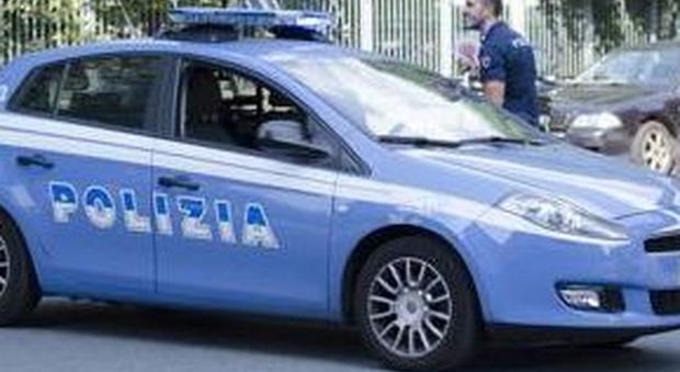 Roma, pedofilo arrestato davanti a una scuola elementare
