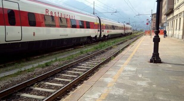 Covid Svizzera, dal 10 dicembre stop ai treni per l'Italia