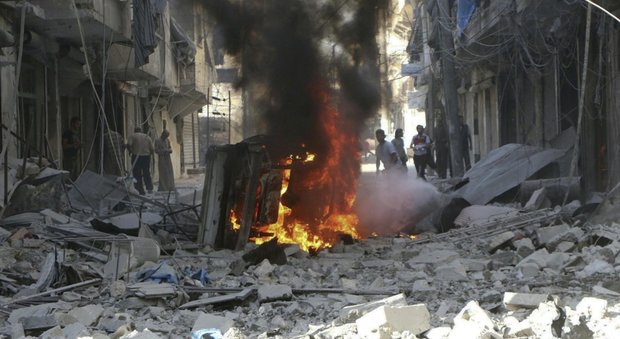 Siria, bombe su due ospedali ad Aleppo: 17 morti