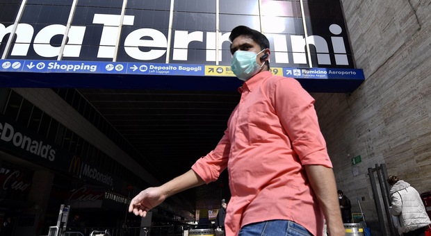 immagine Emergenza coronavirus, stazione Termini a Roma semivuota (foto Daniele Leone/Ag.Toiati)