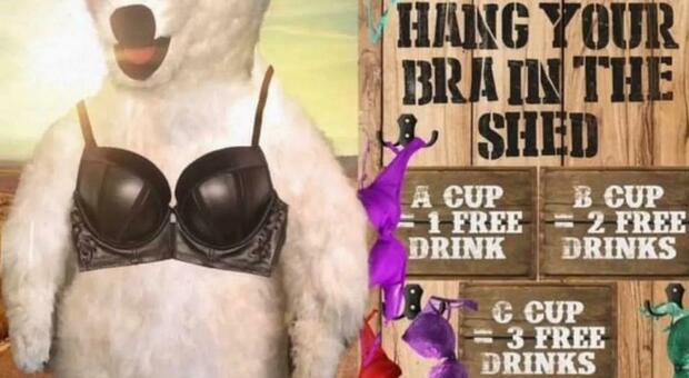 «Drink gratis in base alla taglia di reggiseno»: la pubblicità del nightclub finisce nella bufera