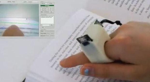 In arrivo FingerReader, l'anello con scanner che permetterà di leggere ai non vedenti