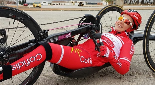 Ione Basterra, la ciclista paralimpica muore a 25 anni: «Decesso improvviso e inspiegabile»