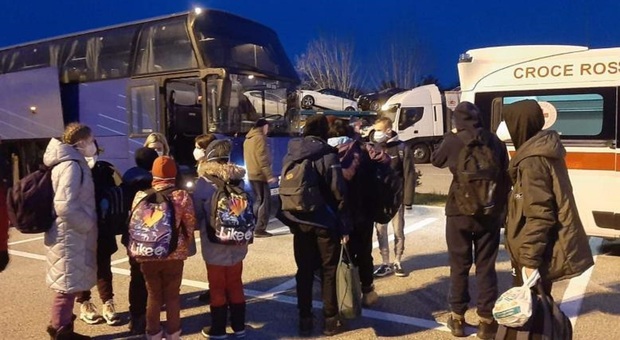 Ucraina, i nove bambini di Castellabate costretti a tornare a Kiev sotto le bombe