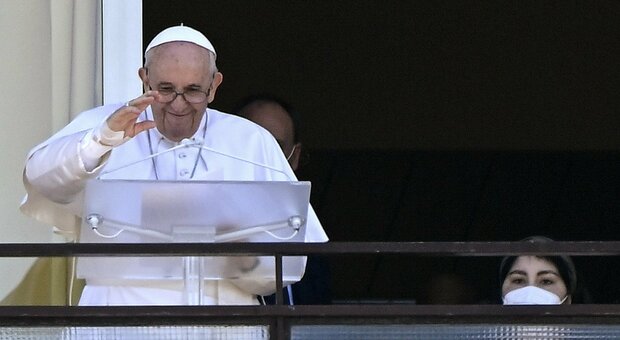 Il Papa ospite domenica 6 febbraio a "Che tempo che fa". Fazio: «Profonda emozione e immensa gioia»