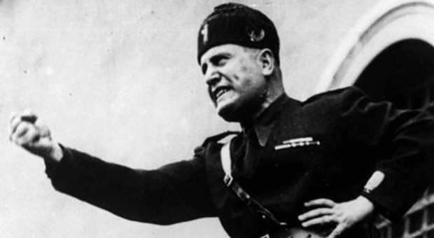 Sarno «cancella» Mussolini: revocata la cittadinanza onoraria