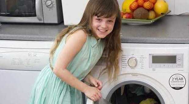 Daisy, 9 anni: "Ecco come ho fatto a guarire dall'eczema grazie alla lavatrice"