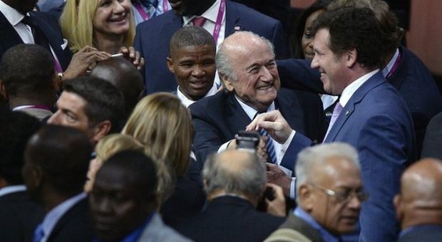 Presidenza Fifa: Al Hussein si ritira Blatter confermato per la quinta volta