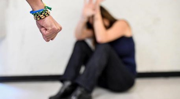 Violenza sessuale sulla ex di 18 anni in Canton Ticino: nega il ragazzo di Roseto
