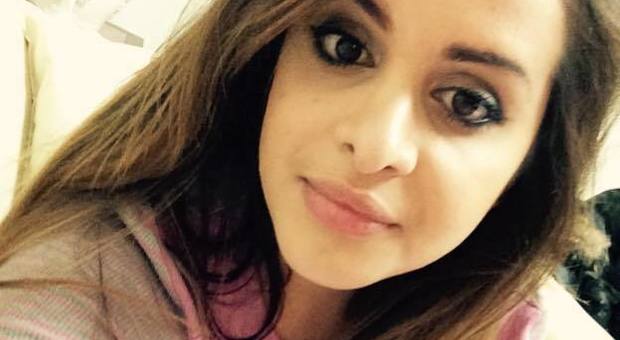 Frontale sulla provinciale, morta Chiara: aveva solo 25 anni, ferite le due amiche