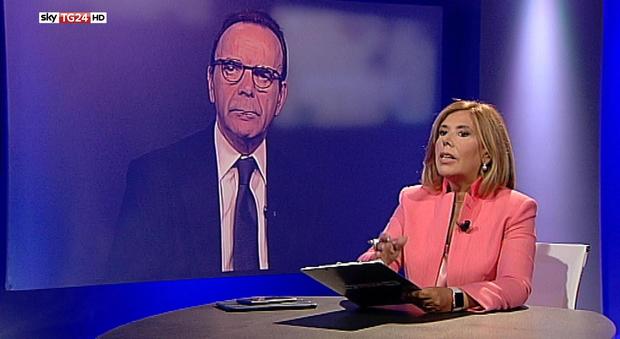 Parisi: «Io l'erede di Berlusconi? Non lo so»
