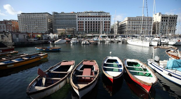 Turismo, a Napoli si riparte; albergatori ottimisti: «Su del 25%»