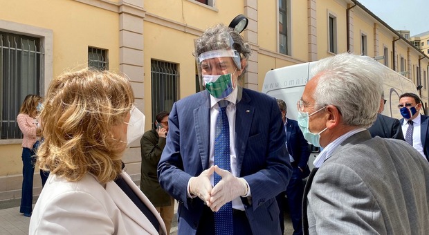 Coronavirus, il governatore Marsilio: «Abruzzo in fascia gialla dal 21»