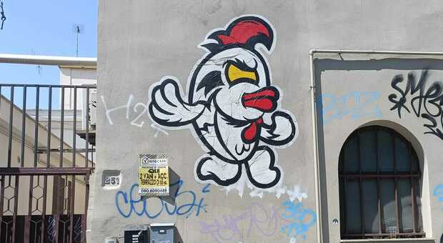 Invasione di pesci sui muri di Bari: è lo street artist Merioone