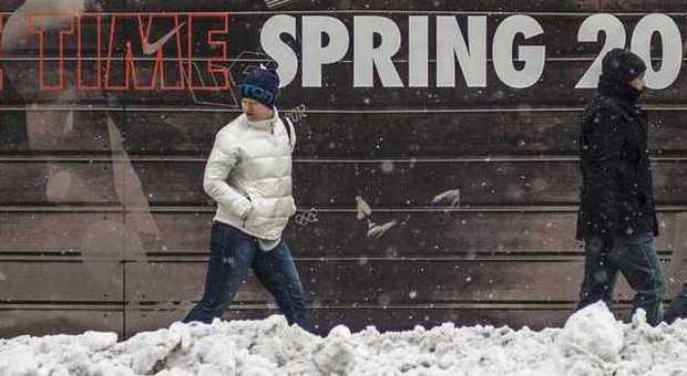 Usa, emergenza maltempo: almeno 8 morti. NY sotto la neve