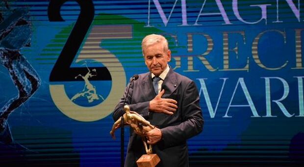 Magna Grecia Awards 2022, emozione e cultura della vita nella cerimonia di premiazione