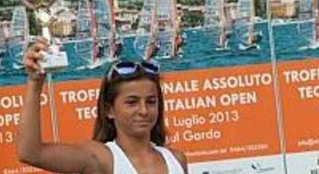 Giorgia Speciale in testa agli europei Junior di windsurf
