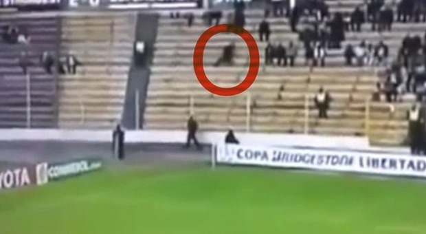 Il fantasma allo stadio in Bolivia