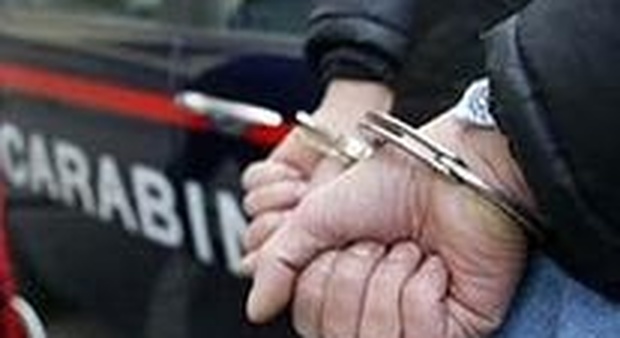 Controlli antidroga in tutta la provincia, arrestati sei spacciatori. Sequestri di armi, eroina e hashish