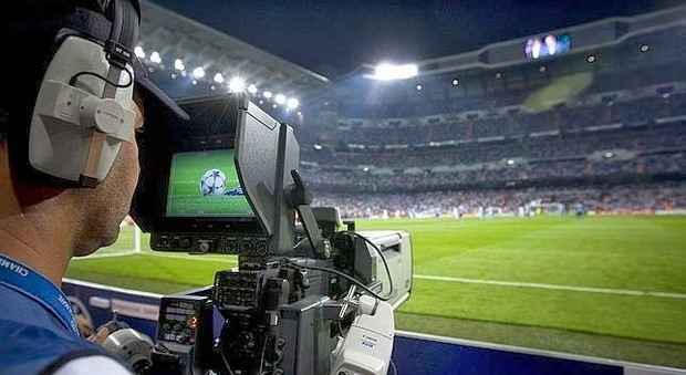 Diritti tv, l'Antitrust multa per 66 milioni Mediaset, Sky, Infront e la Lega Calcio