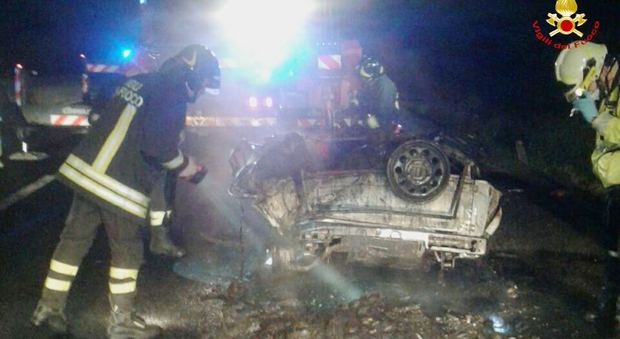 Padova, schianto sulla A13: due morti carbonizzati nell'auto in fiamme