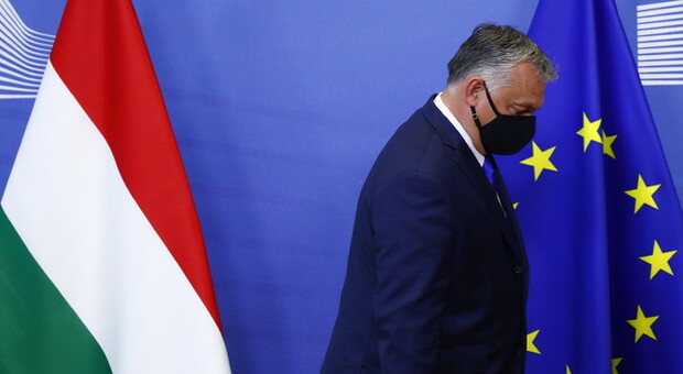 Orban, la vicepresidente Ue Jourova offende gli ungheresi, si dimetta