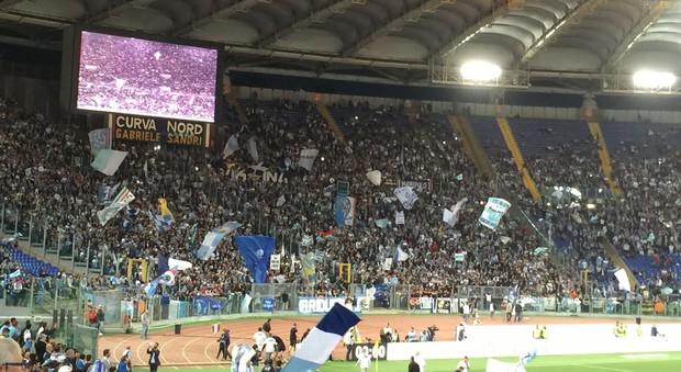 Lazio, le emozioni del passato riempiono l'Olimpico.