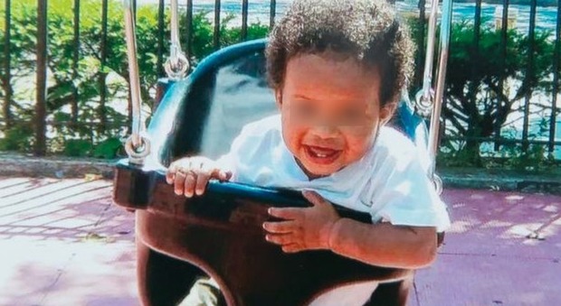 Usa, lascia il figlio alla vicina: bimbo di 16 mesi violentato e ucciso