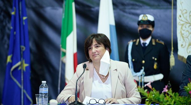Roberta Tintari, dal volontariato alla politica: la parabola della sindaca di Terracina ripudiata da Fratelli d’Italia