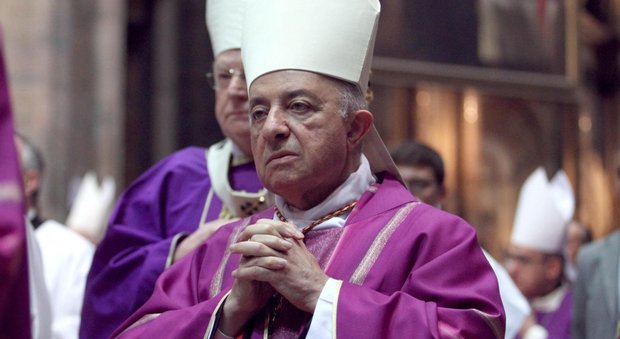 Morto il cardinale Dionigi Tettamanzi, addio all'ex arcivescovo di Milano