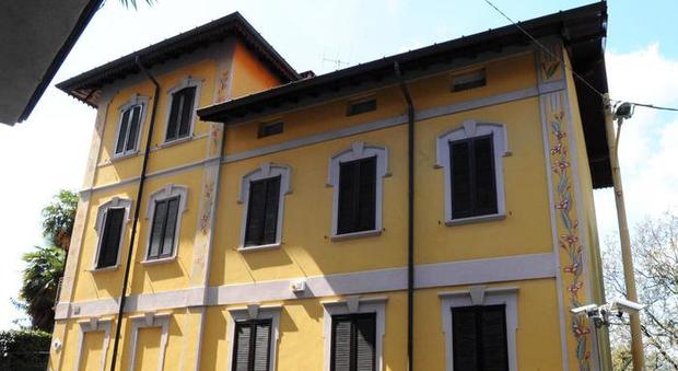 Bossi, in vendita la villa di Gemonio: 400 metriquadri a 430 mila euro