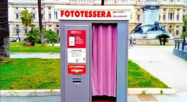 Pink Box, le cabine fototessera aiutano le donne vittime di violenza e stalking: dove sono a Roma e come funzionano