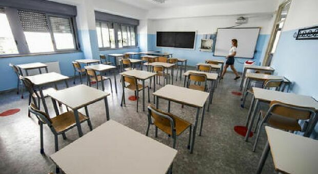 Tra due anni in Puglia 51 scuole in meno: la decisione del Ministero nella legge di Bilancio