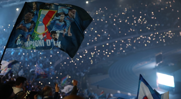 Controlli dei vigili allo stadio Maradona