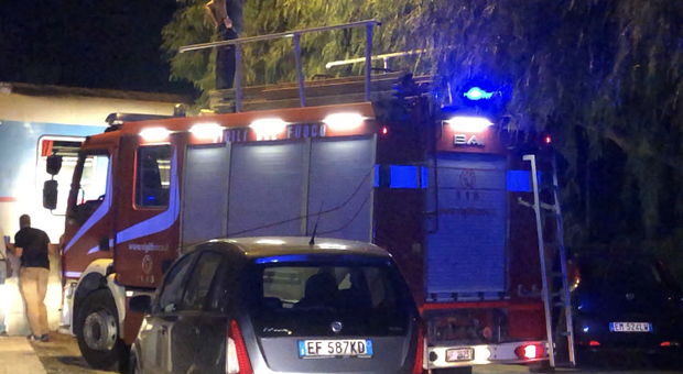 Brescia, si getta sui binari e muore: uomo viene travolto e ucciso dal treno