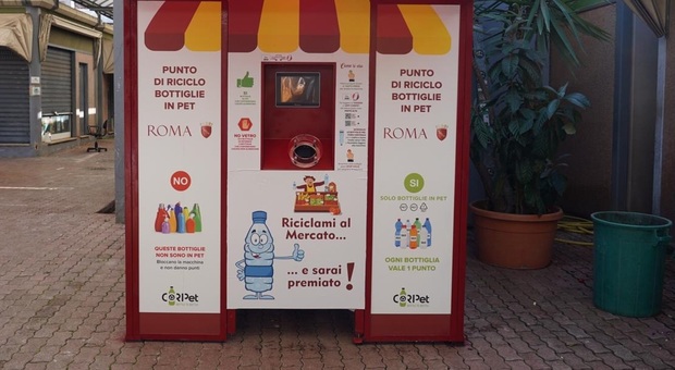 Roma, al mercato Trieste arriva la macchina mangiaplastica