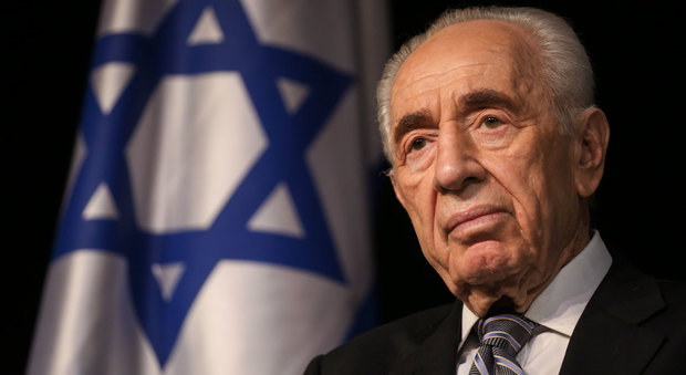 Israele, l'ex presidente Shimon Peres colpito da ictus: è grave