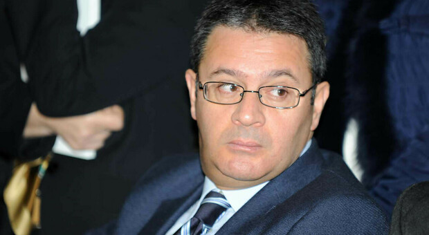 Corruzione, arrestati l'ex sostituto procuratore di Salerno, avvocato e imprenditori ed ex GdF