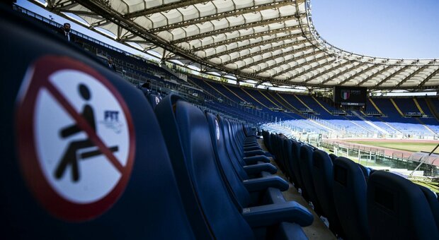 Serie A, mille spettatori all'Olimpico per Roma-Juve e Lazio-Inter: Zingaretti firma l'ordinanza