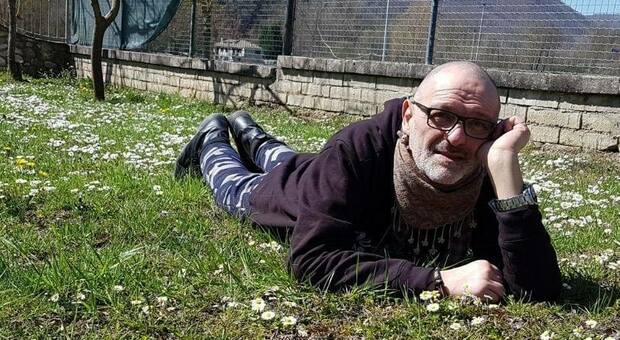 È morto il fiorista Roberto Martini: aveva 59 anni. Il fratello Marco: «Ora riposa in pace». Lunedì le esequie