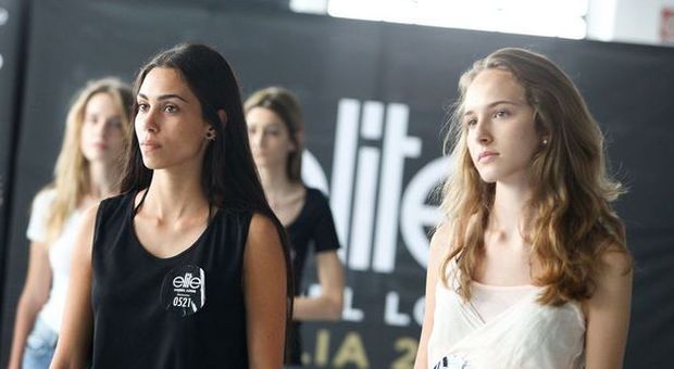 A Milano il casting di Elite Model Look: ecco come si diventa modelli in un giorno -Guarda